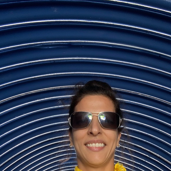 Meet your Posher, Mehrnoush - Picture 1 of 1